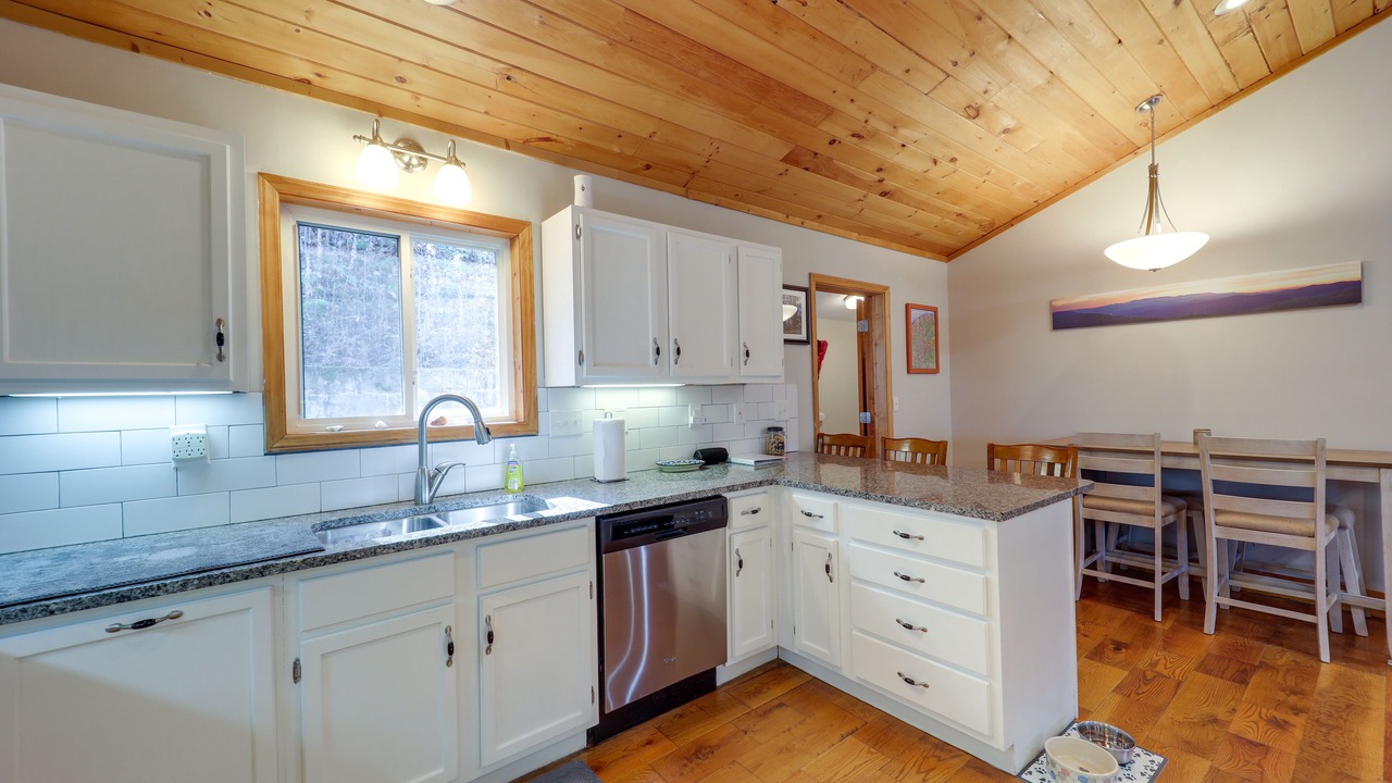 Photo of Kitchen in Spruce Pine