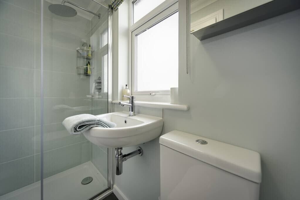 Photo of Bathroom in Rustington