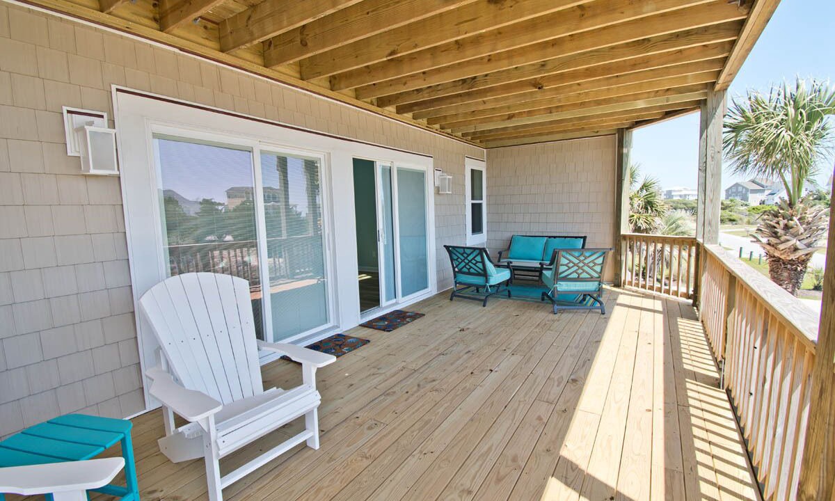 Photo of Patio Balcony in Emerald Isle