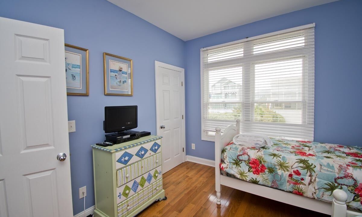 Photo of Bedroom in Emerald Isle