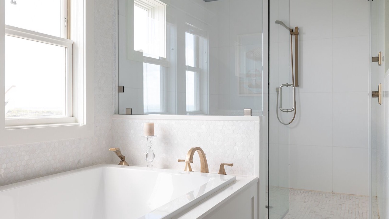 Photo of Bathroom in Salter Path