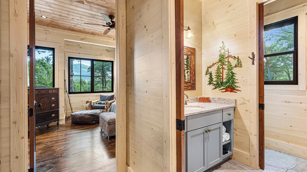 Photo of Bathroom in Cashiers