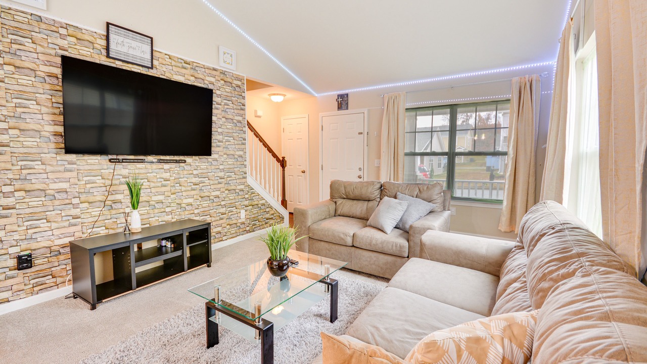 Photo of Livingroom in High Point