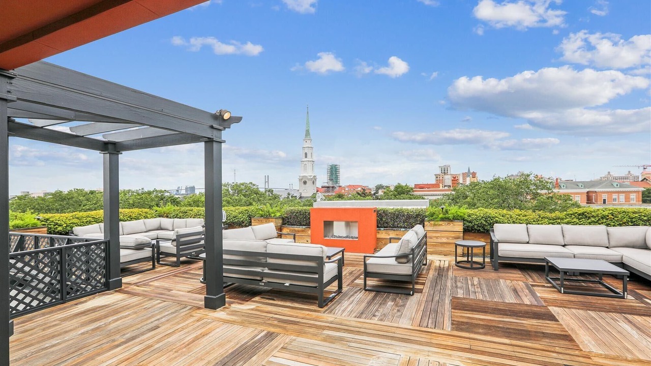 Photo of Patio Balcony in Historic District - North