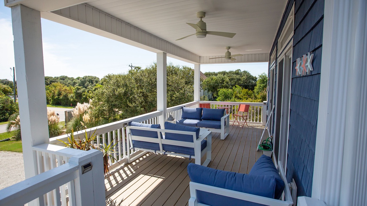 Photo of Patio Balcony in Emerald Isle