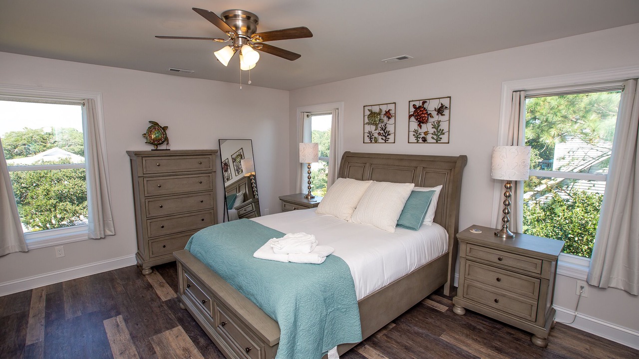 Photo of Bedroom in Emerald Isle