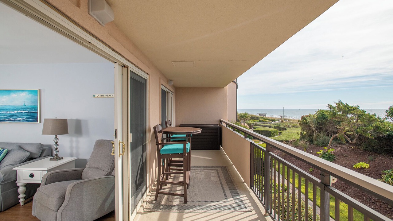 Photo of Patio Balcony in Pine Knoll Shores