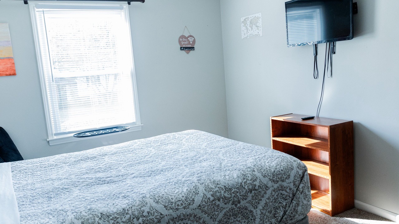 Photo of Bedroom in Ashbrook - Clawson Village