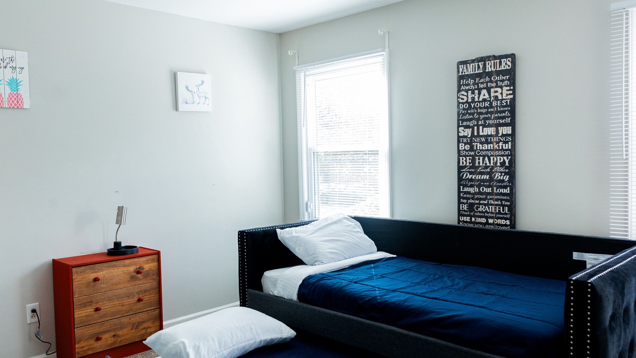 Photo of Bedroom in Ashbrook - Clawson Village