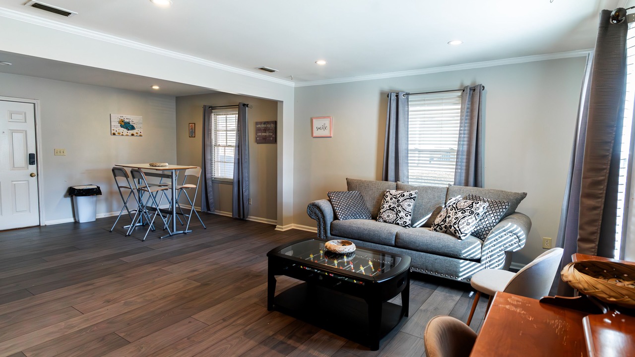 Photo of Livingroom in Ashbrook - Clawson Village