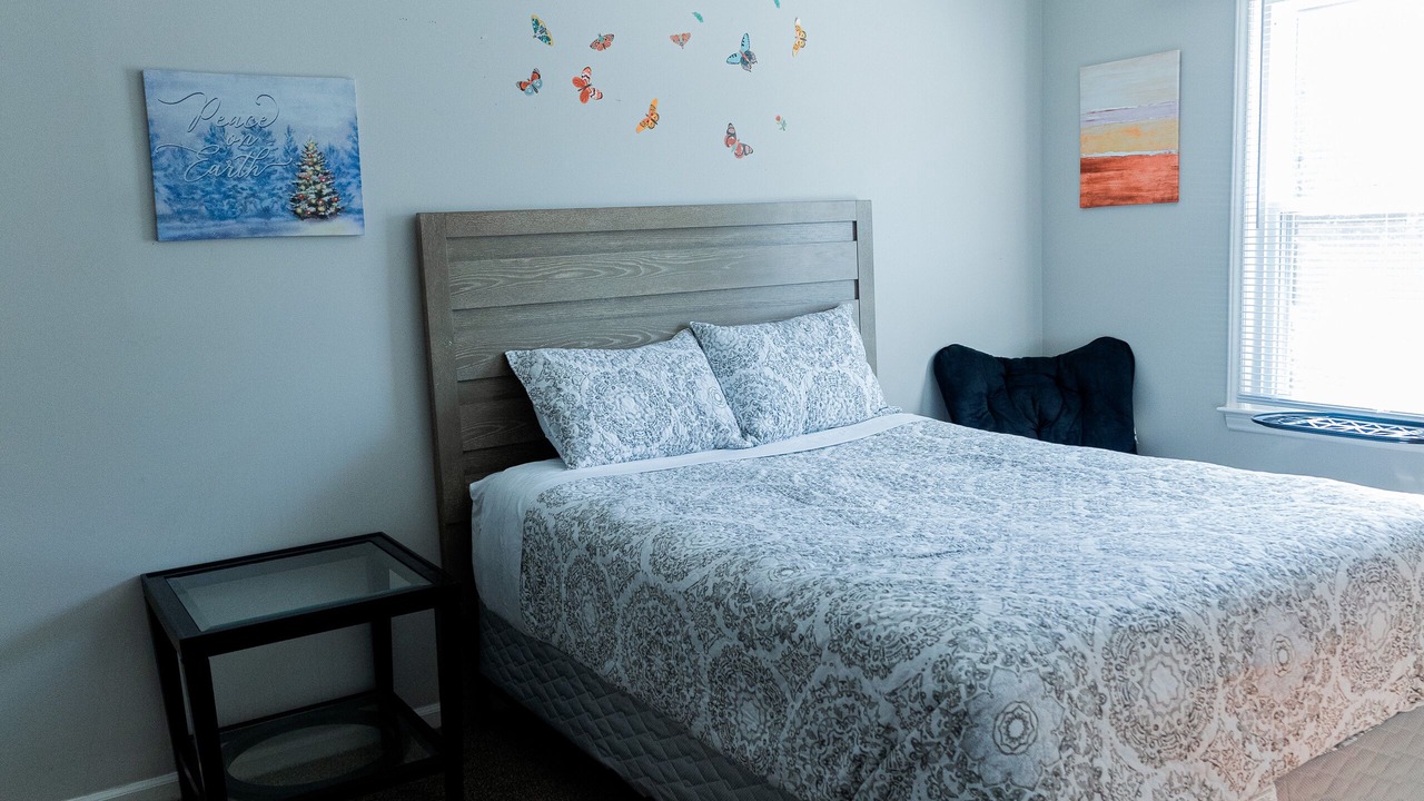 Photo of Bedroom in Ashbrook - Clawson Village