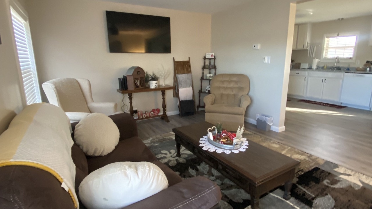 Photo of Livingroom in Newport