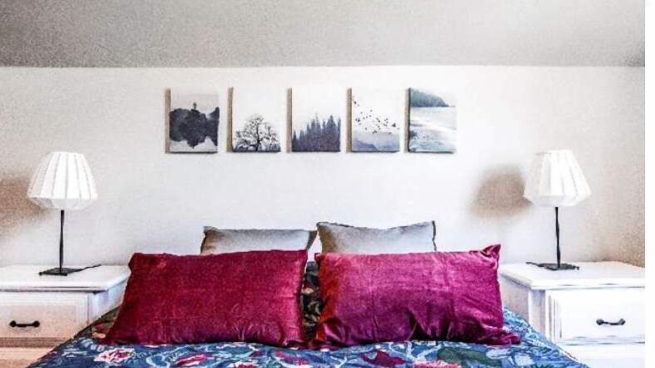 Photo of Bedroom in Sunset Road