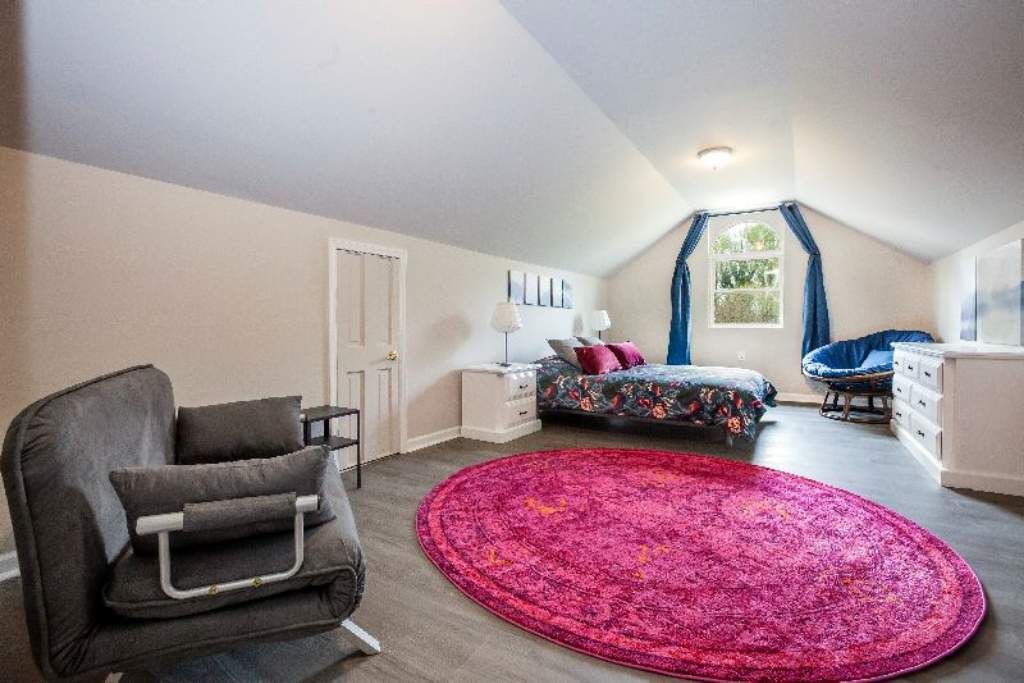 Photo of Bedroom in Sunset Road