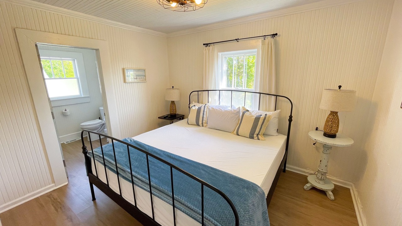 Photo of Bedroom in Swansboro