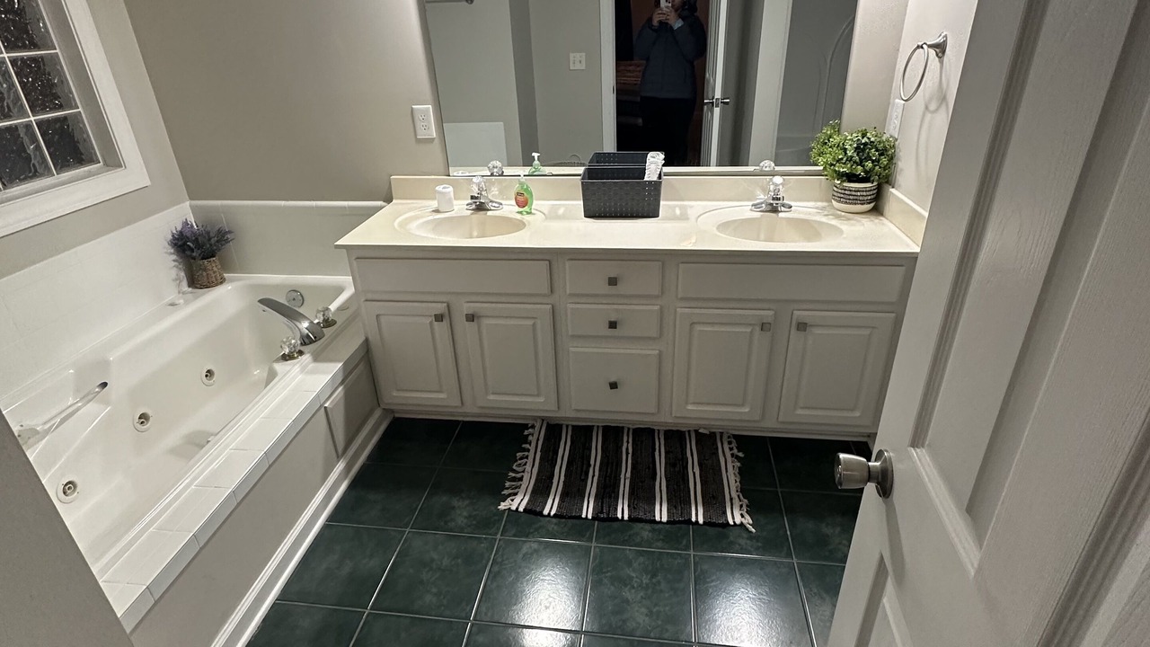 Photo of Bathroom in Winterville