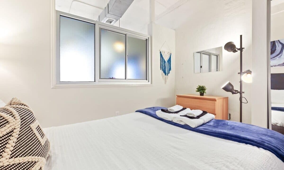 Photo of Bedroom in Downtown