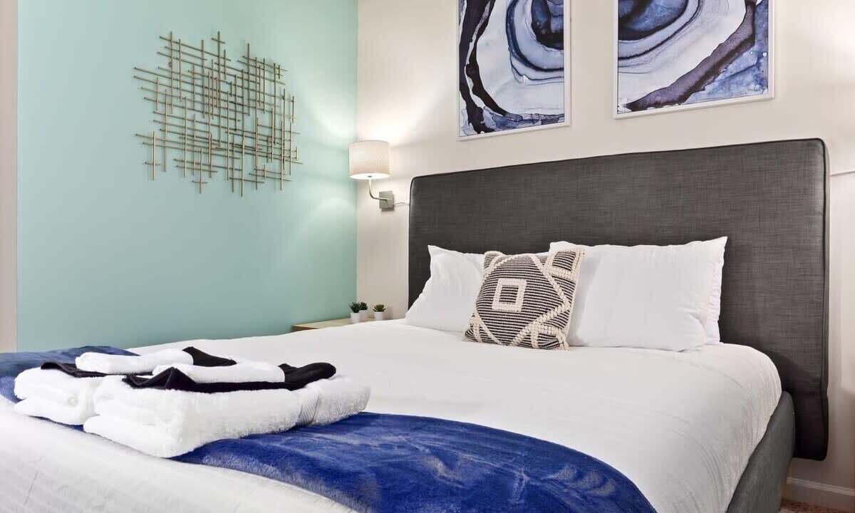 Photo of Bedroom in Downtown