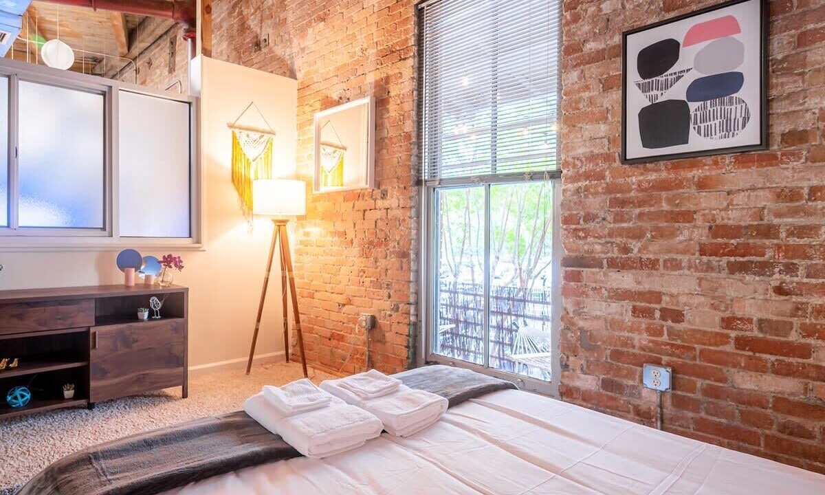 Photo of Bedroom in Downtown