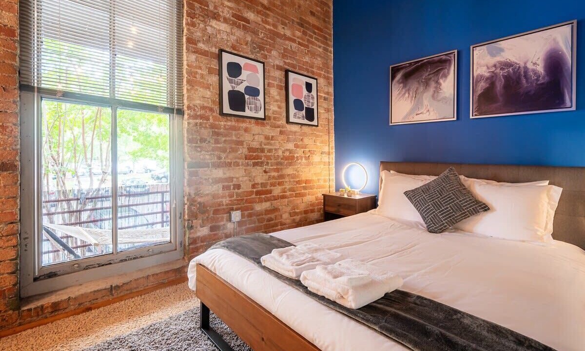 Photo of Bedroom in Downtown