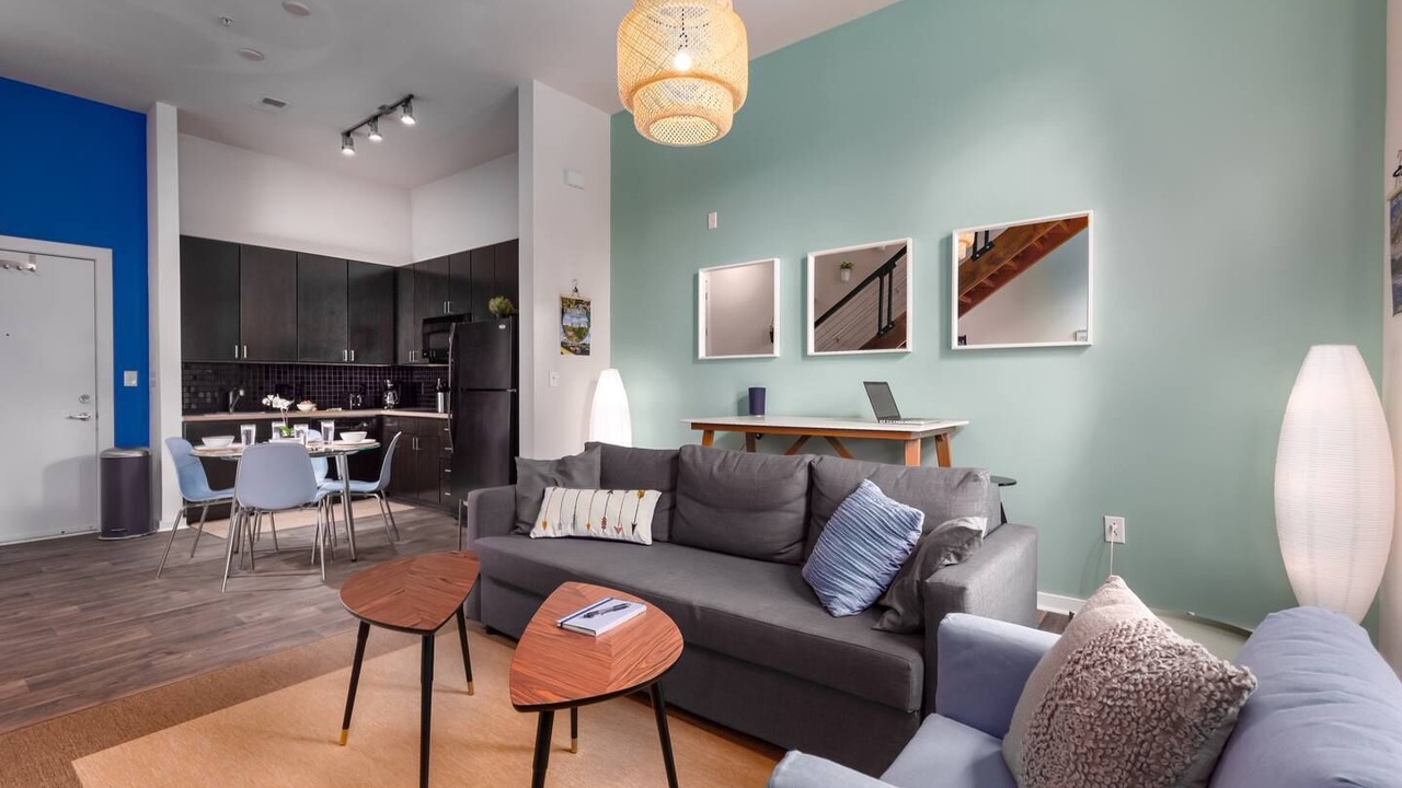 Photo of Livingroom in First Ward