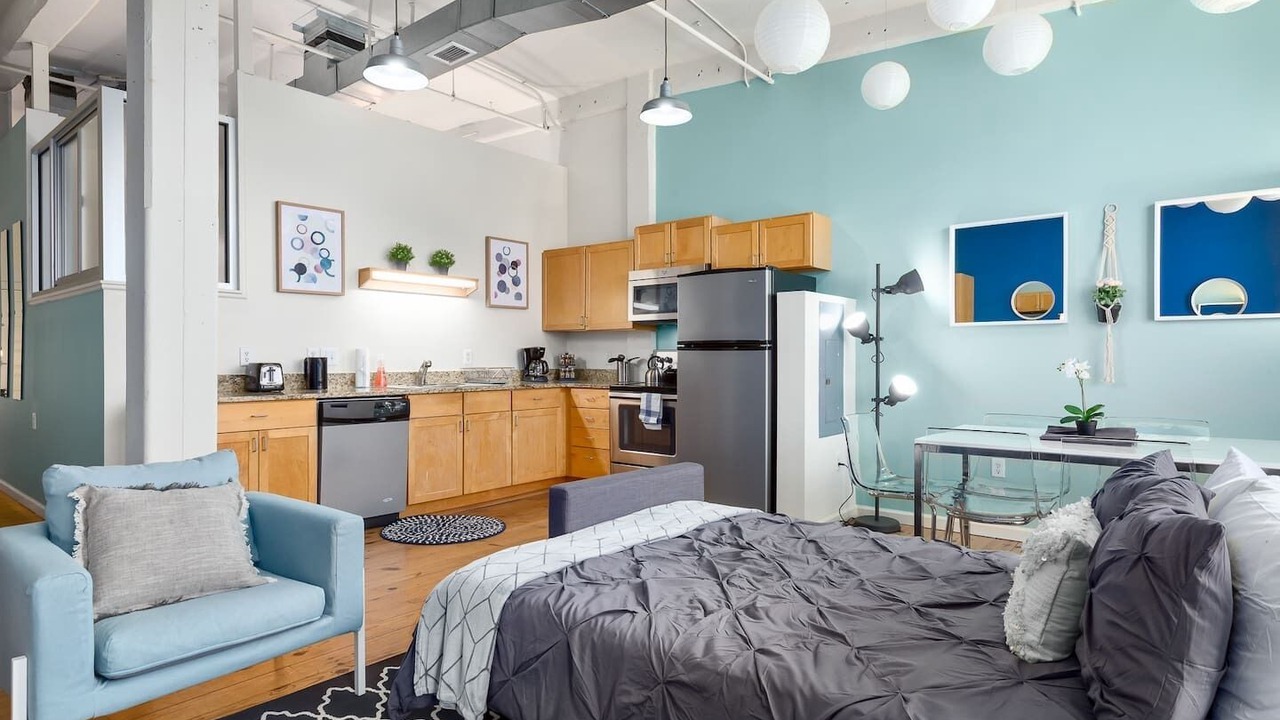 Photo of Bedroom in Downtown
