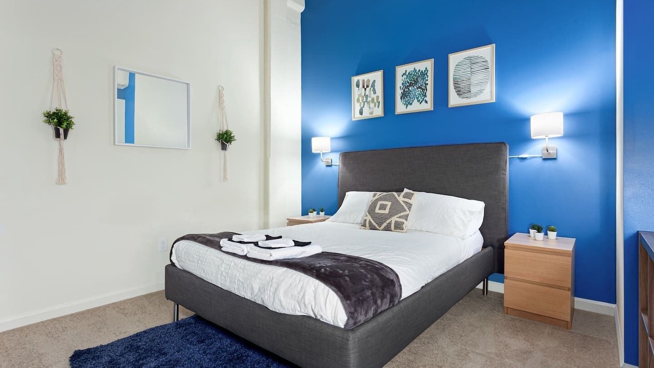 Photo of Bedroom in Downtown