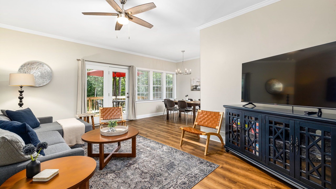 Photo of Livingroom in Cary