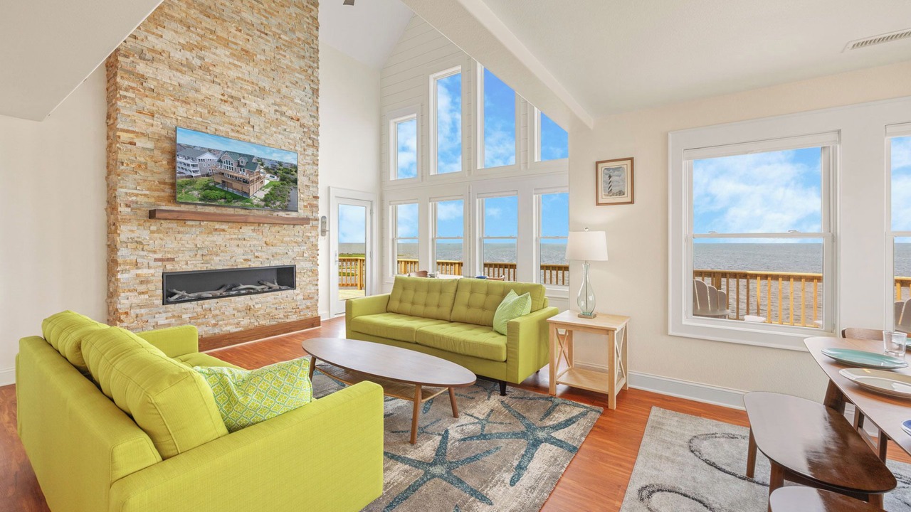 Photo of Bedroom in Wind Over Waves