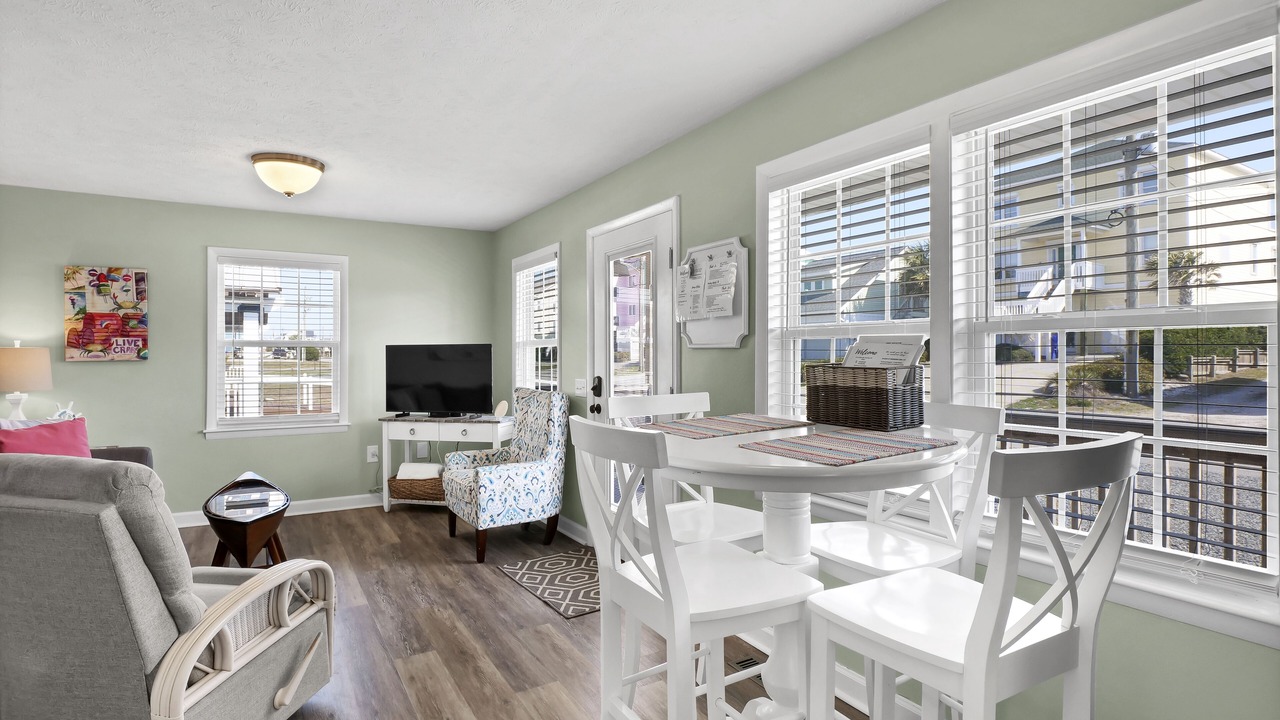 Photo of Livingroom in Surf City