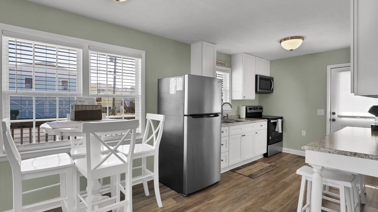 Photo of Kitchen in Surf City