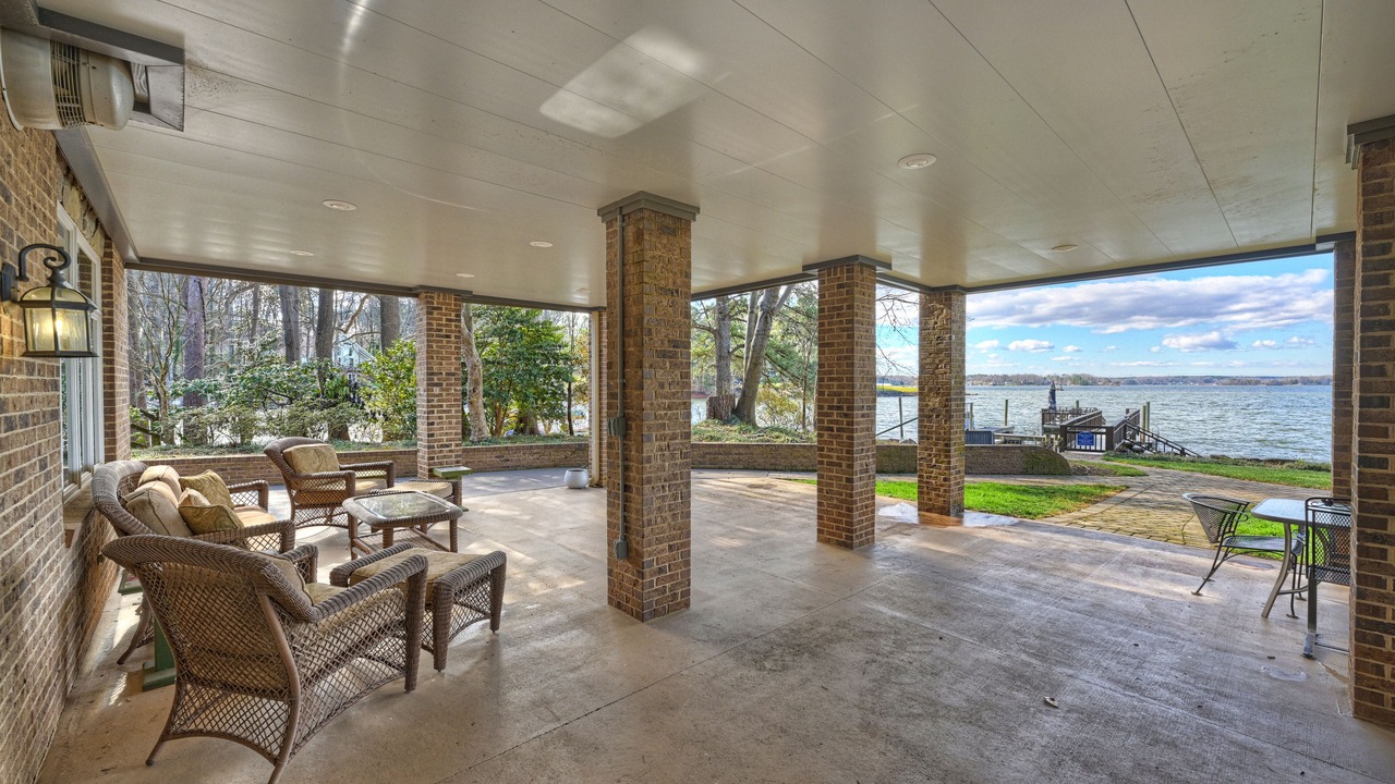 Photo of Outdoor in Mayhew