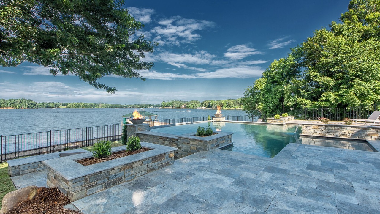Photo of Outdoor in Lake Norman of Catawba