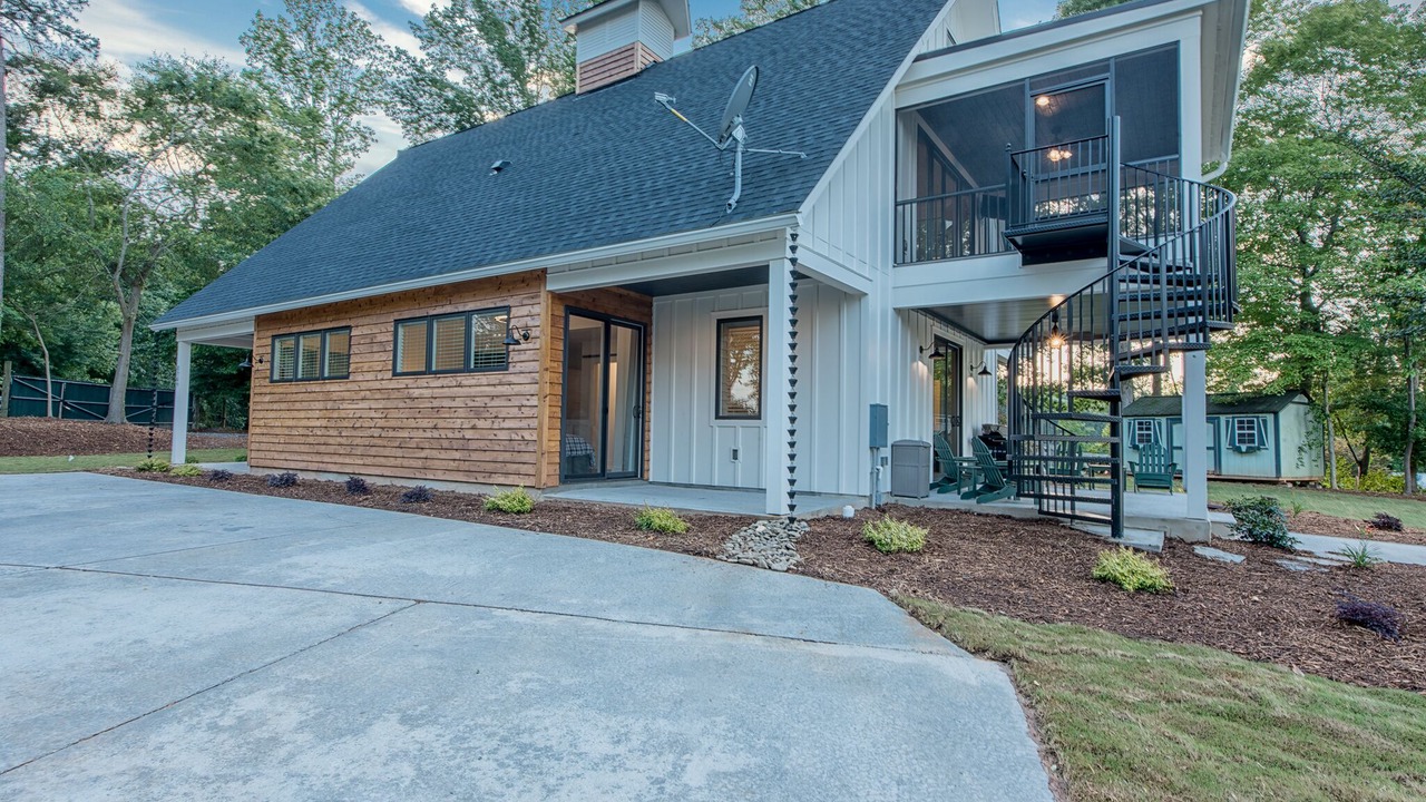 Photo of Outdoor in Lake Norman of Catawba