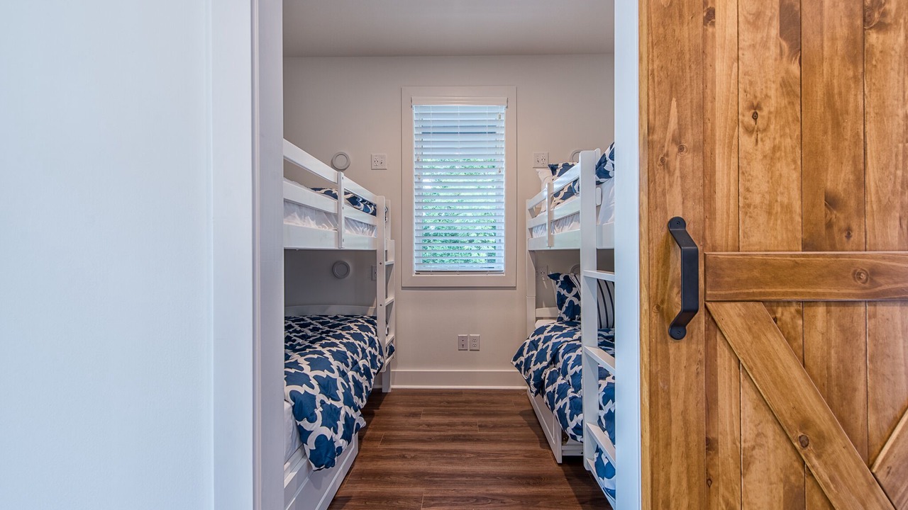 Photo of Bedroom in Lake Norman of Catawba