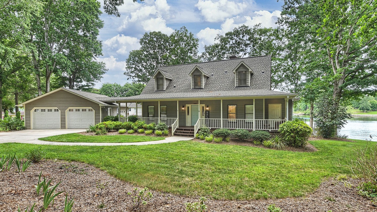 Photo of Outdoor in Lake Norman of Catawba