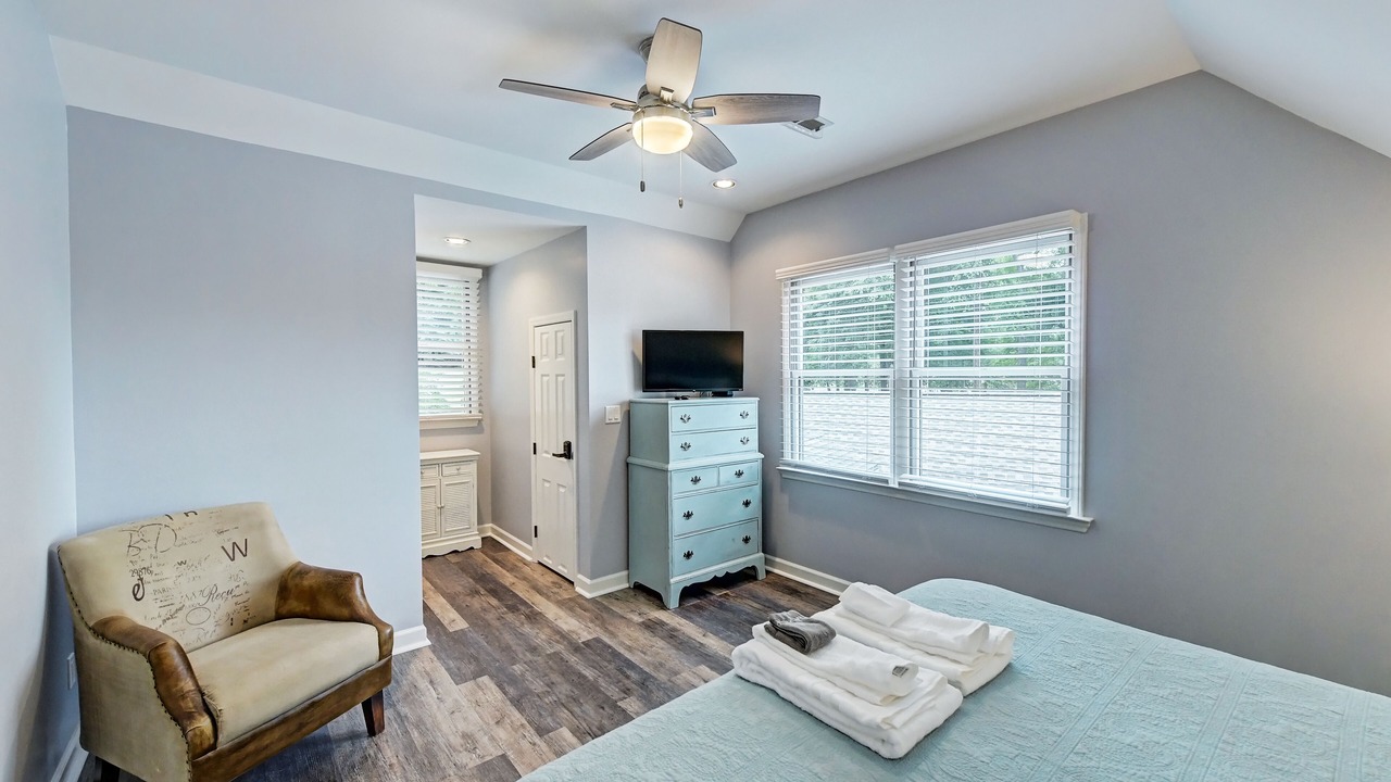 Photo of Bedroom in Lake Norman of Catawba