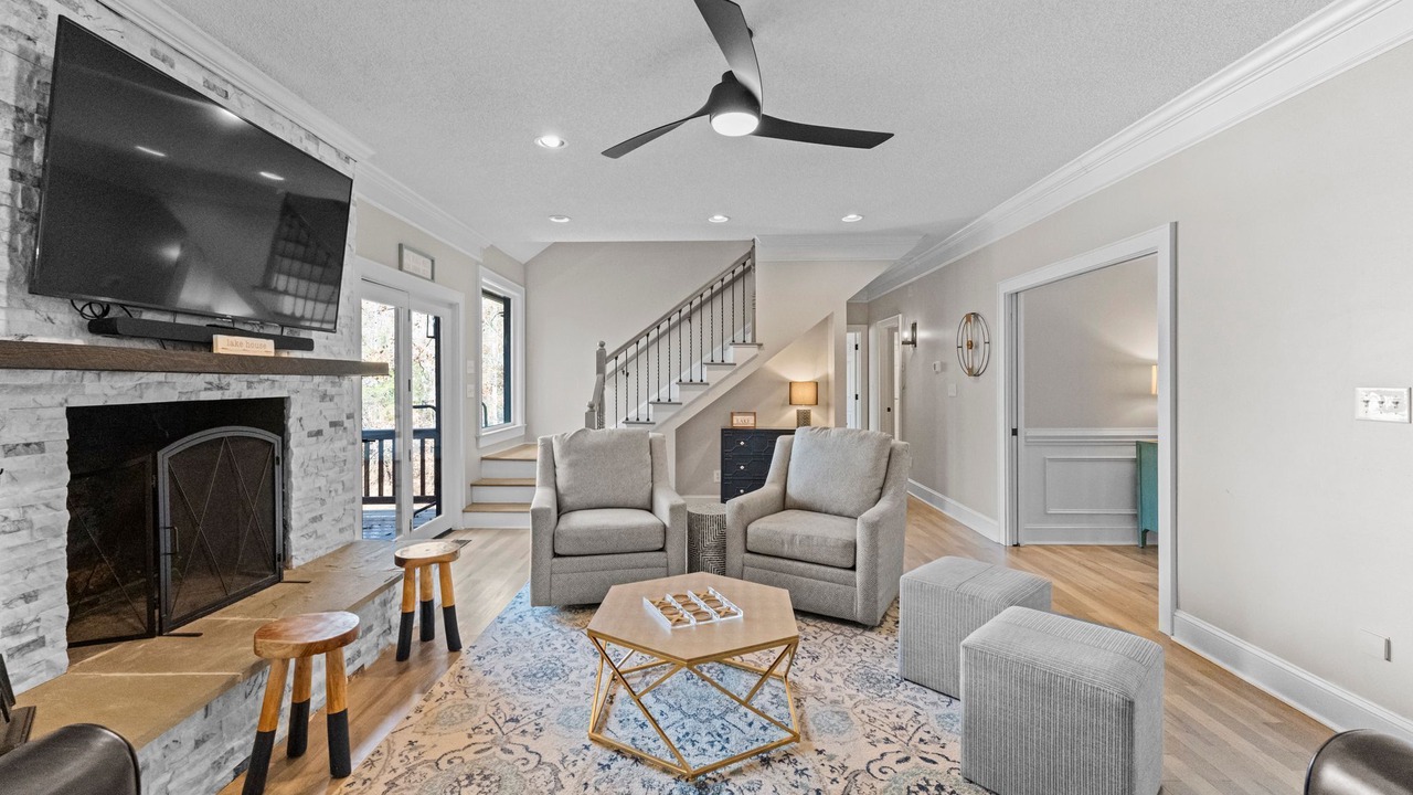 Photo of Bedroom in Troutman