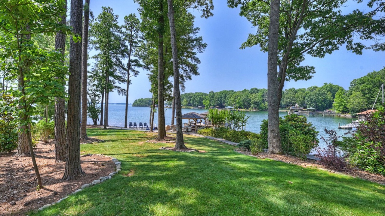 Photo of Outdoor in Mayhew