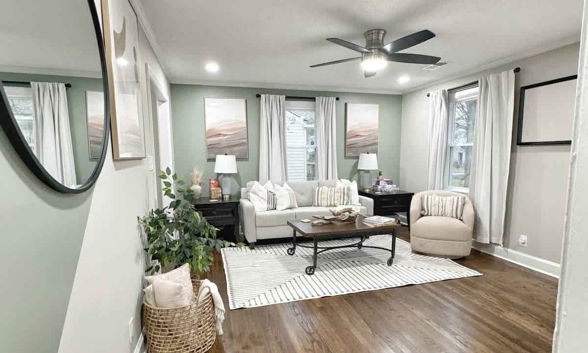 Photo of Livingroom in Decatur