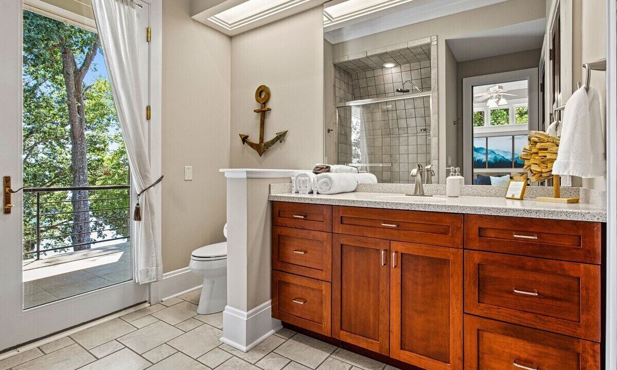 Photo of Bathroom in Barium Springs