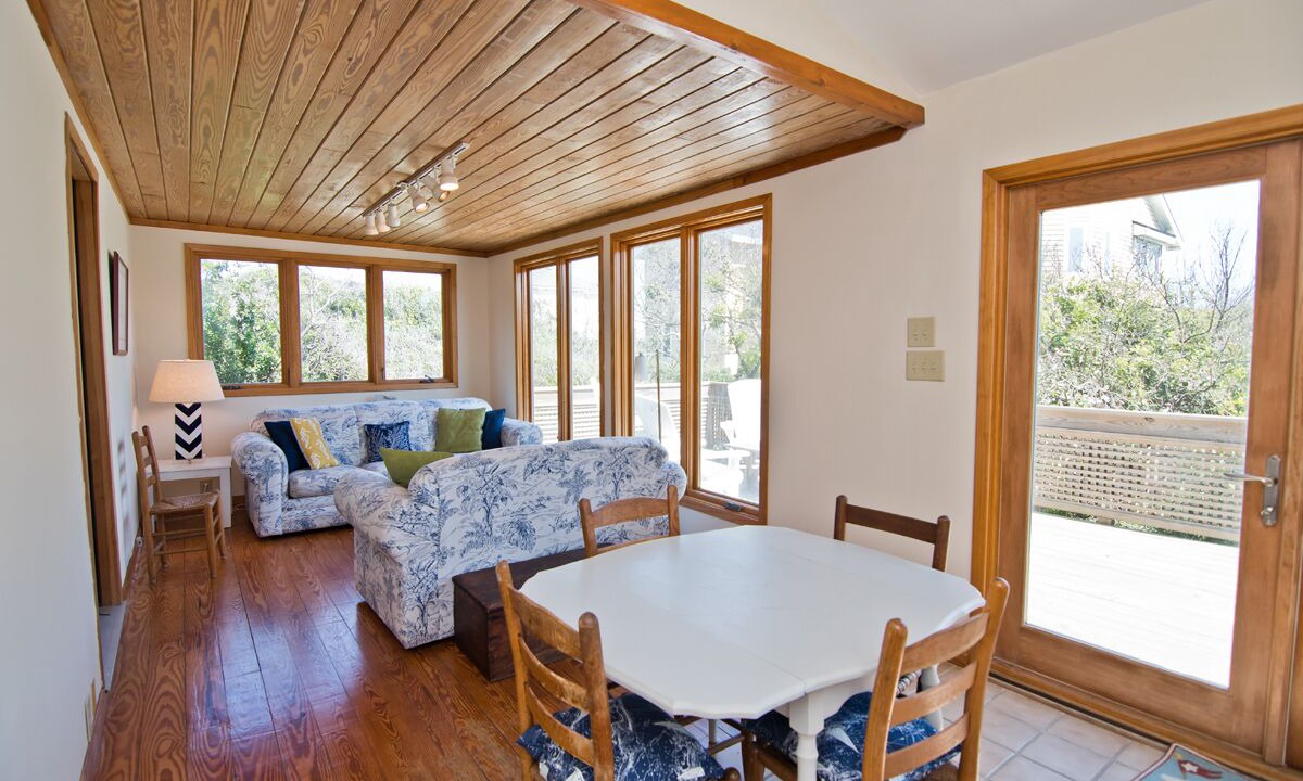 Photo of Bedroom in Pine Knoll Shores