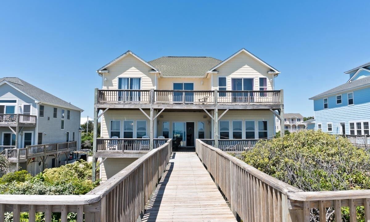 Photo of Others in Emerald Isle