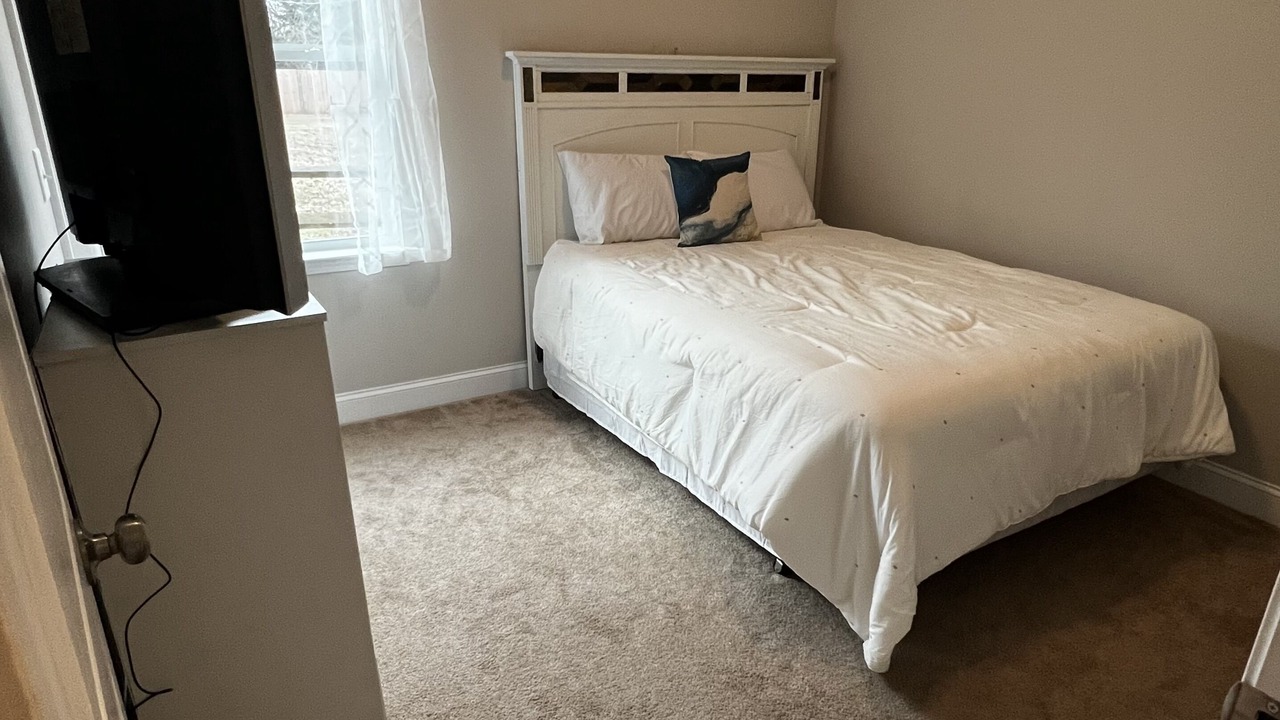 Photo of Bedroom in Hickory