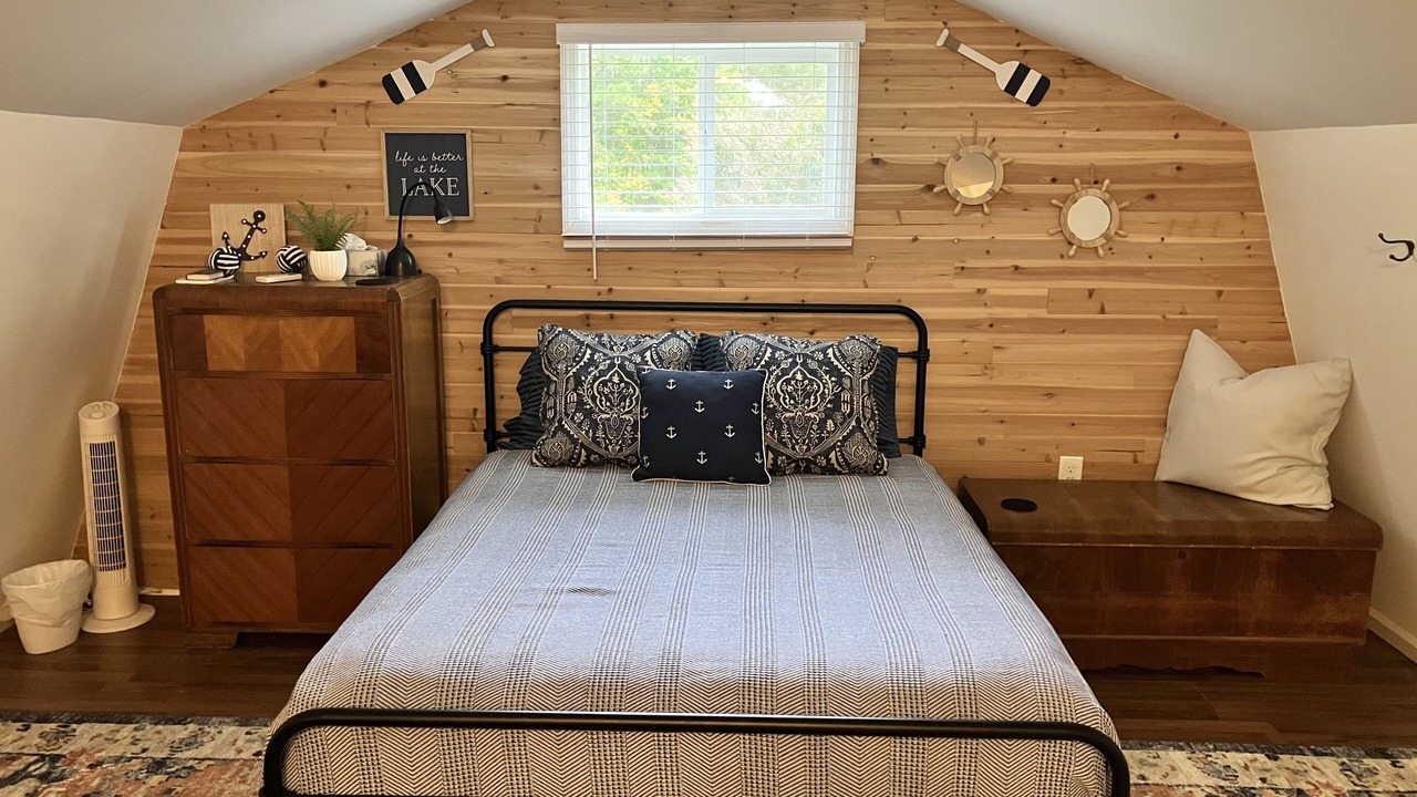 Photo of Bedroom in Lake Waccamaw