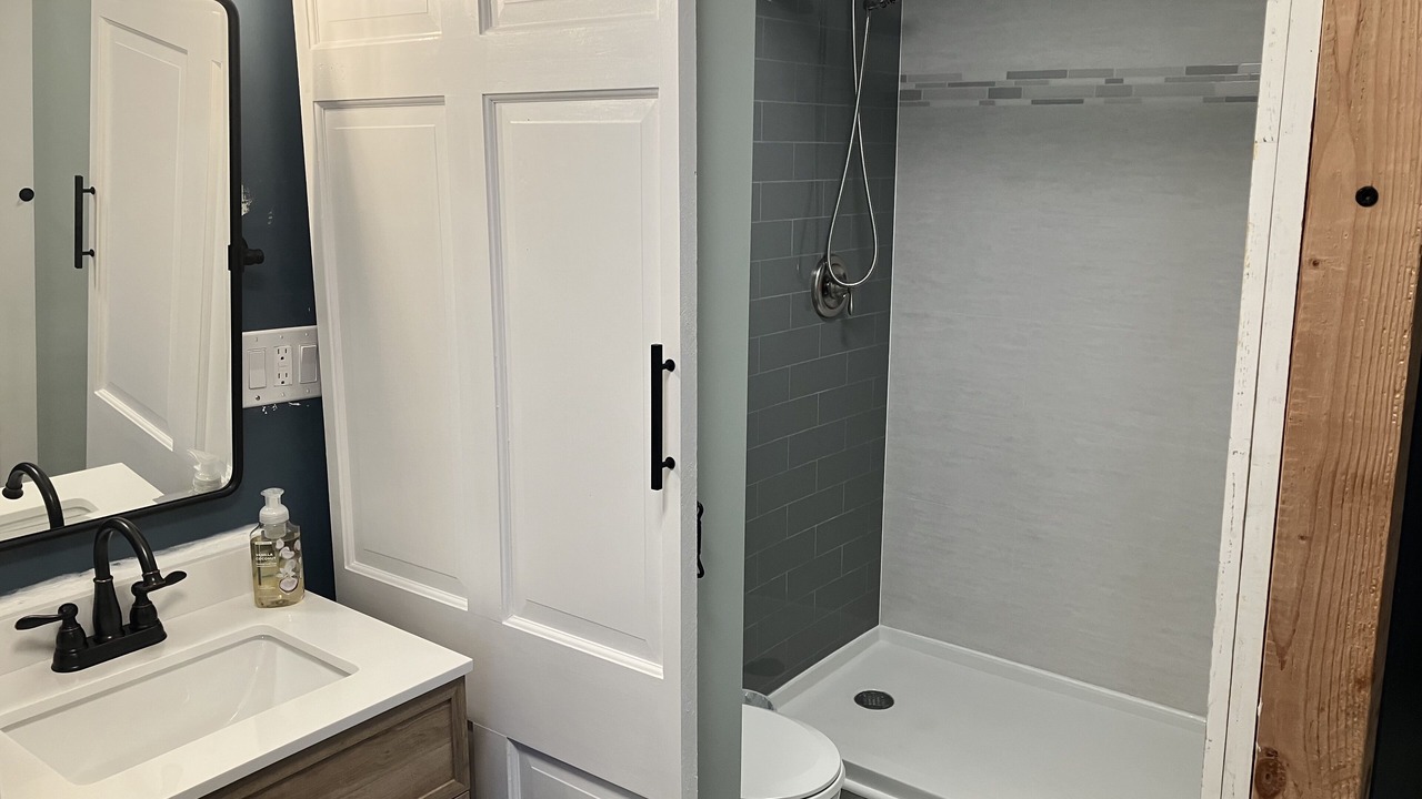 Photo of Bathroom in Lake Waccamaw