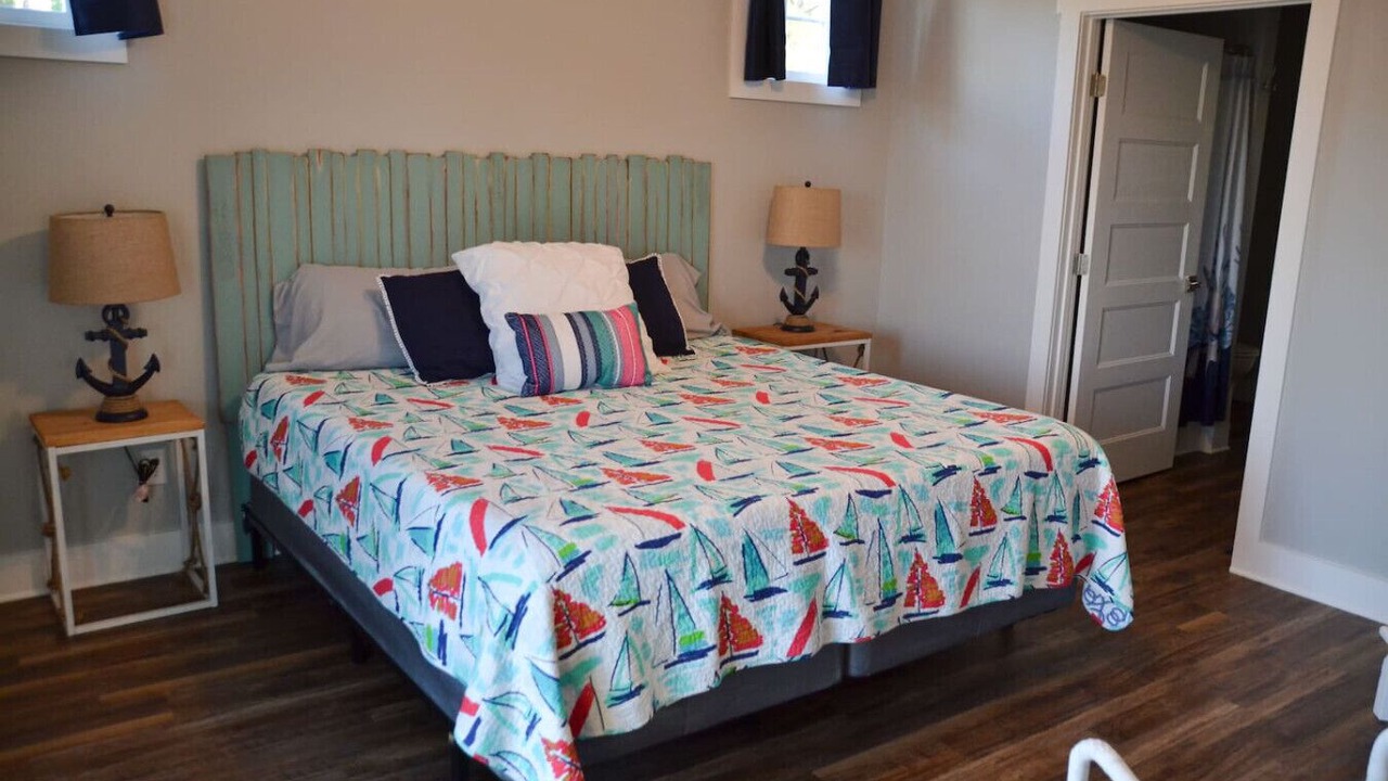 Photo of Bedroom in Smyrna