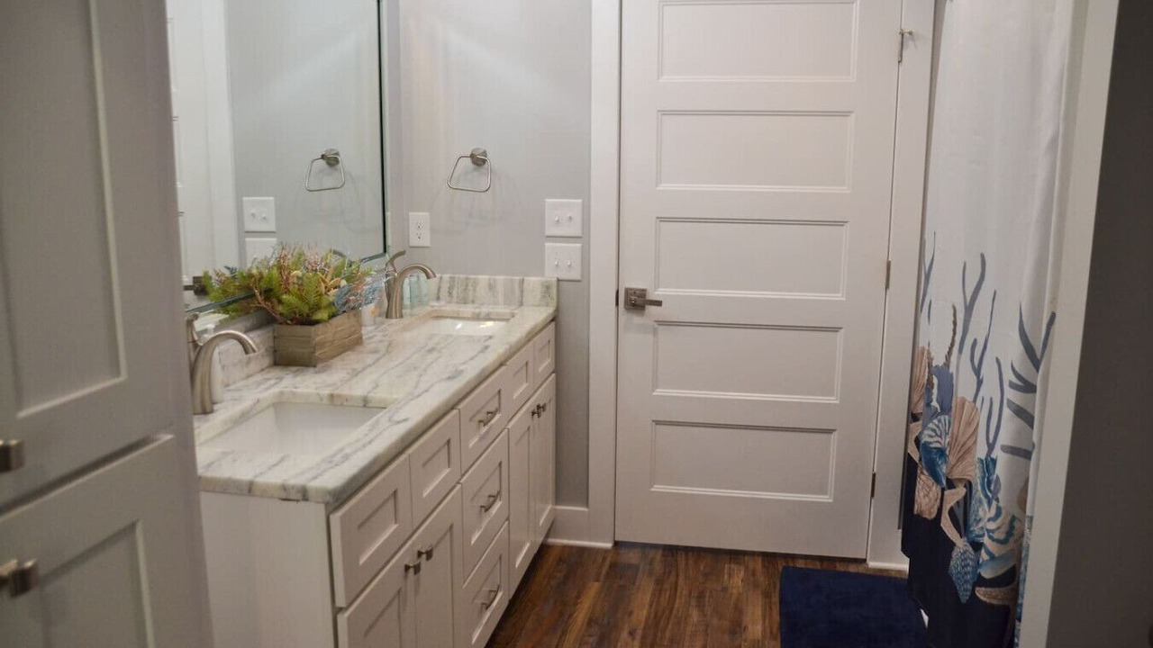 Photo of Bathroom in Smyrna