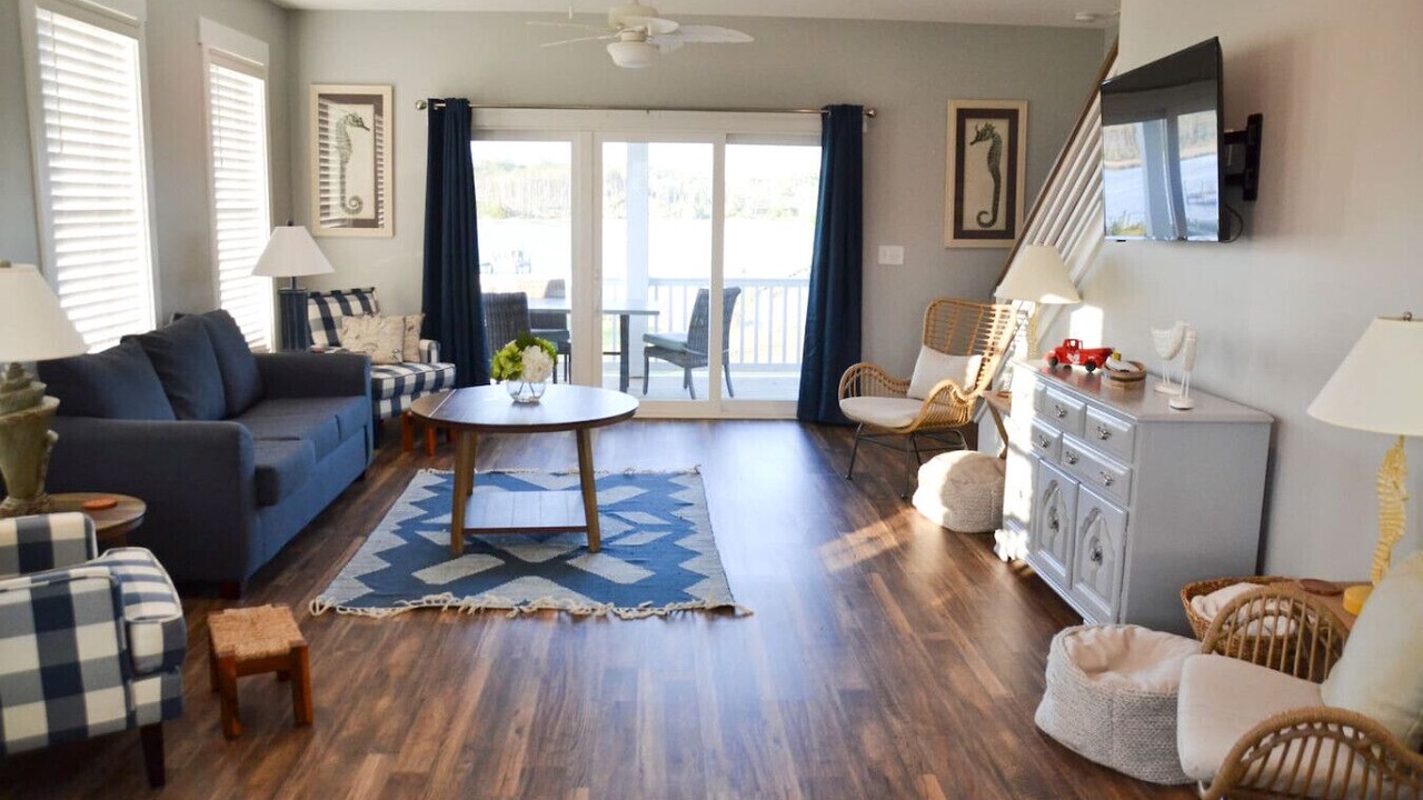 Photo of Livingroom in Smyrna