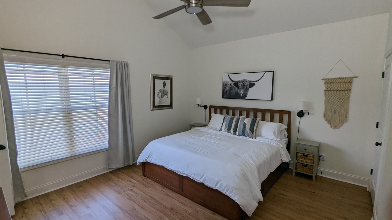 Photo of Bedroom in Thomas Square